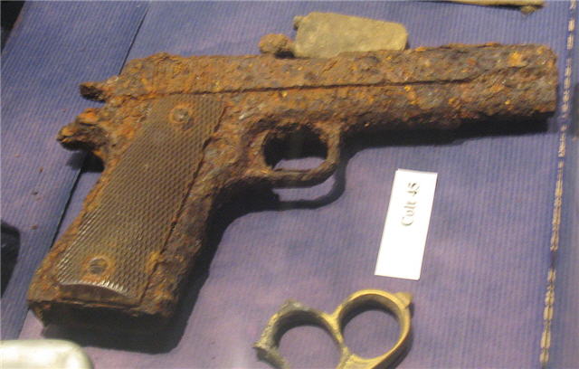 rusty_1911_pistol.jpg